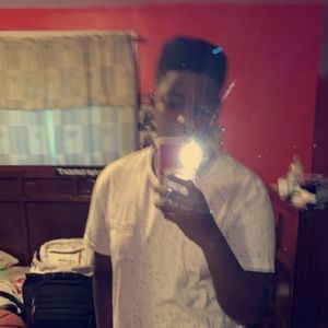 Meet your Posher, Jayvens